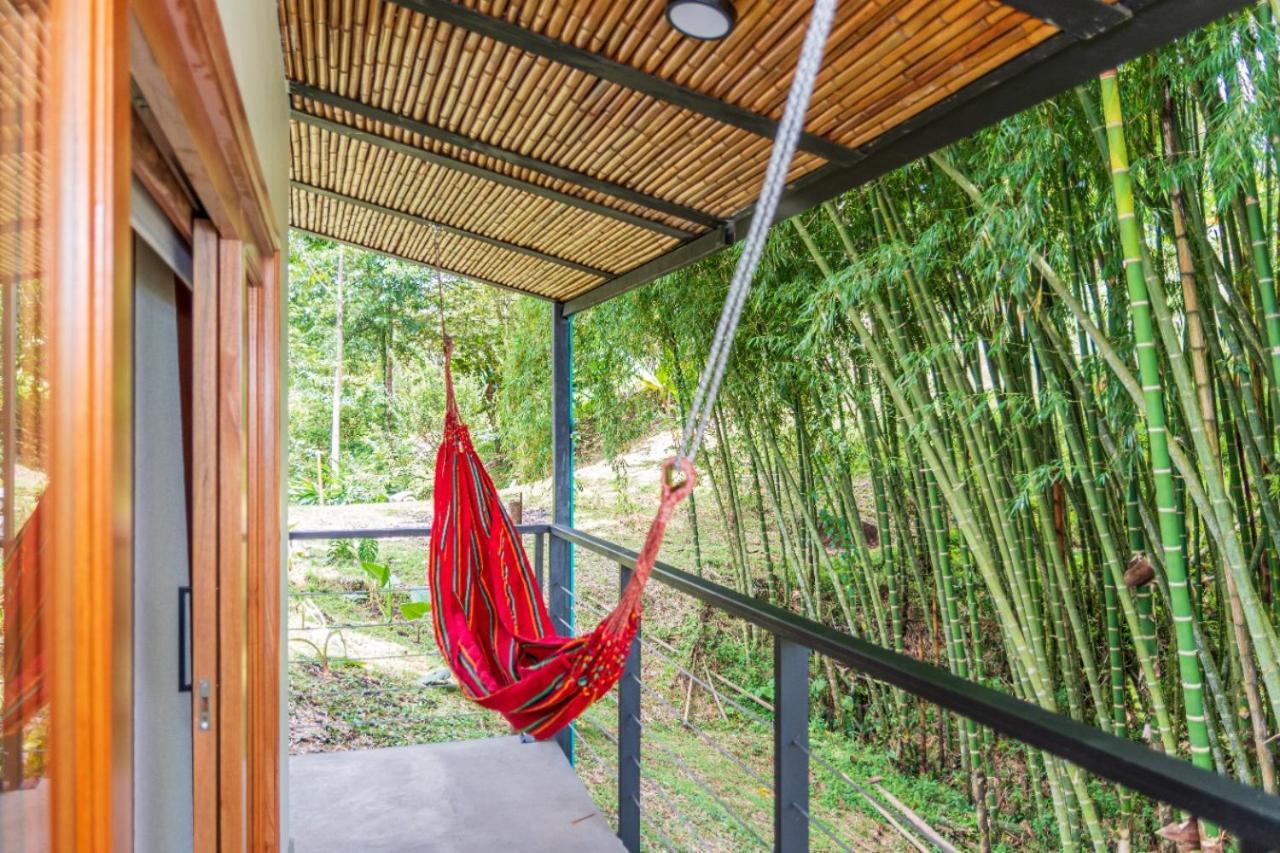 Agradable Cabana Cafetera Con Jacuzzi A 12 Min Del Centro De 佩雷拉 外观 照片