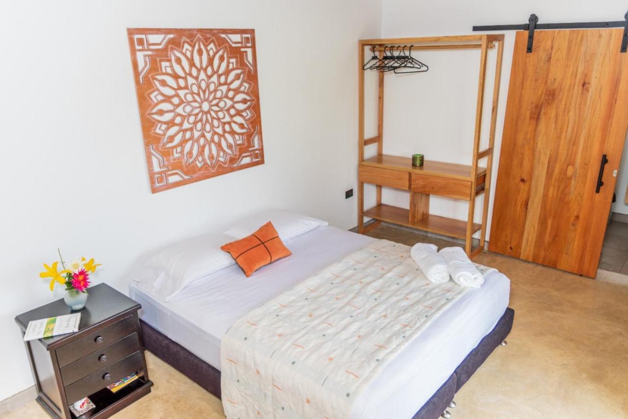Agradable Cabana Cafetera Con Jacuzzi A 12 Min Del Centro De 佩雷拉 外观 照片